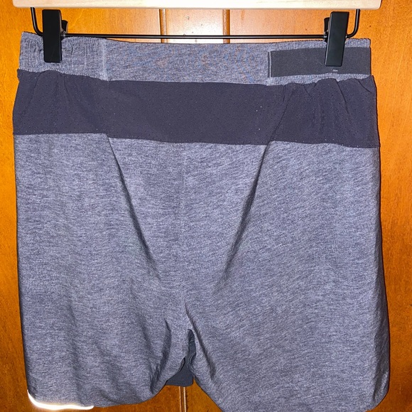 Medium Charcoal Gray Lululemon Surge Shorts - Picture 2 of 3